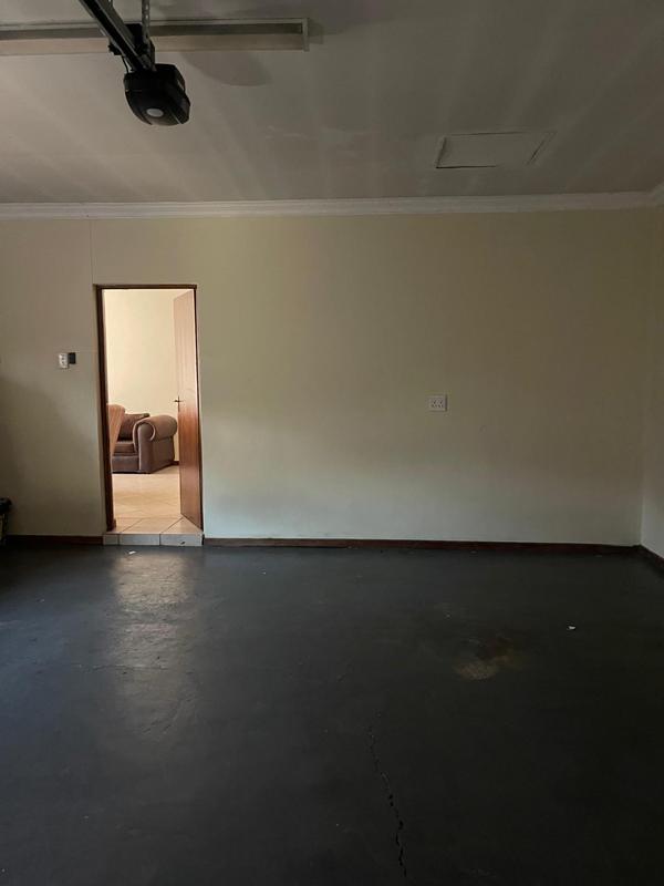 3 Bedroom Property for Sale in Heatherview Gauteng