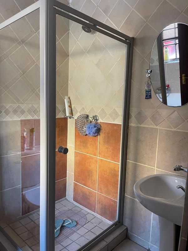 3 Bedroom Property for Sale in Heatherview Gauteng