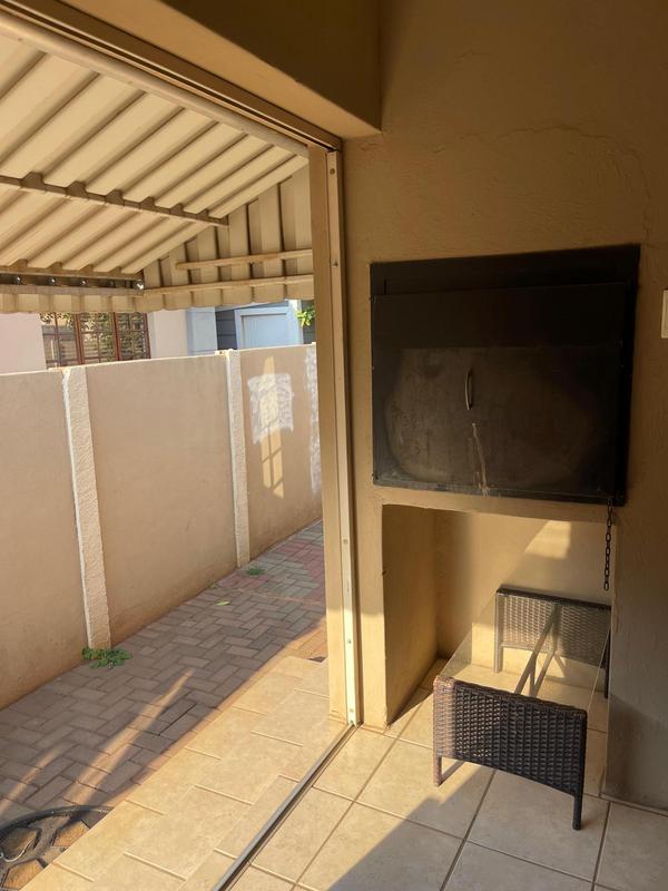 3 Bedroom Property for Sale in Heatherview Gauteng