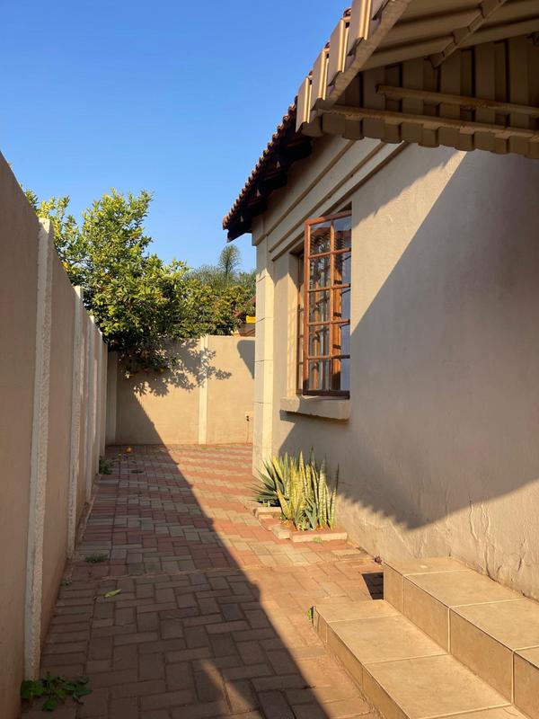 3 Bedroom Property for Sale in Heatherview Gauteng