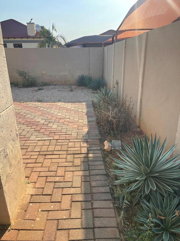 3 Bedroom Property for Sale in Heatherview Gauteng