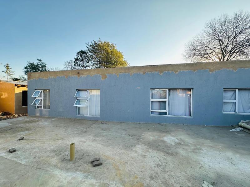 14 Bedroom Property for Sale in Lombardy East Gauteng