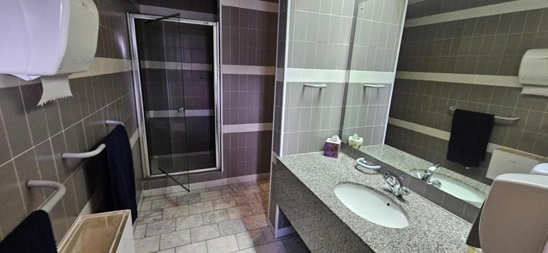 To Let commercial Property for Rent in Halfway House Gauteng