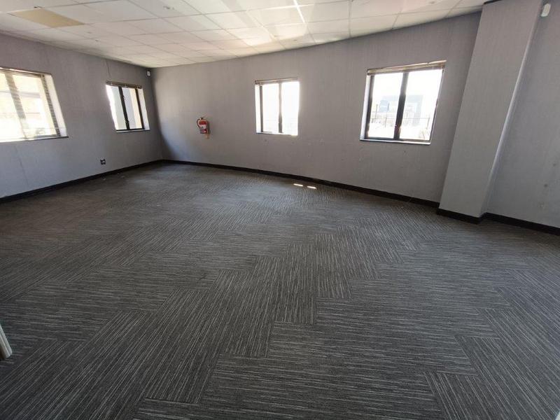 To Let commercial Property for Rent in Strubensvallei Gauteng