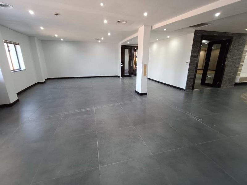 To Let commercial Property for Rent in Strubensvallei Gauteng