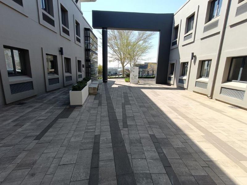 To Let commercial Property for Rent in Strubensvallei Gauteng
