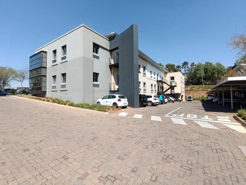 To Let commercial Property for Rent in Strubensvallei Gauteng