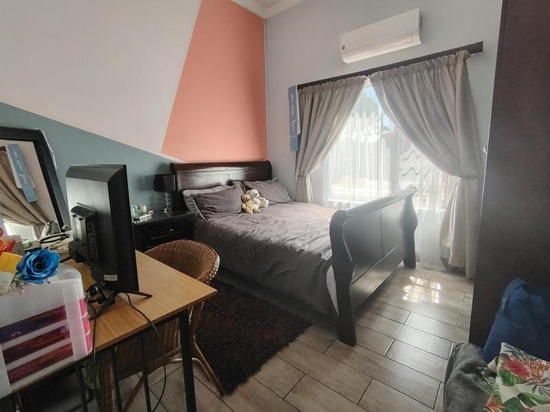 To Let 3 Bedroom Property for Rent in Amberfield Manor Gauteng