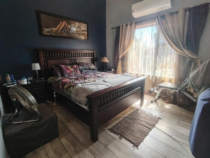 To Let 3 Bedroom Property for Rent in Amberfield Manor Gauteng