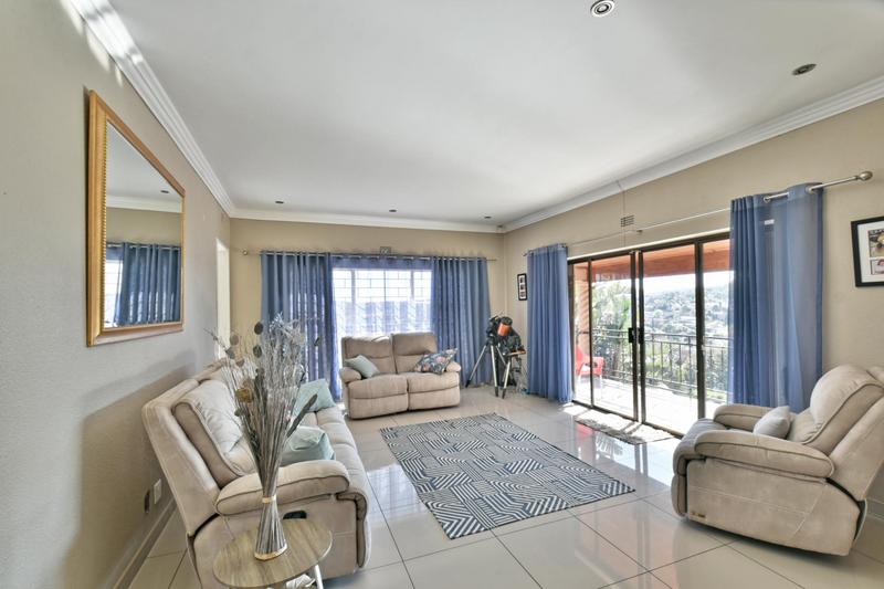 4 Bedroom Property for Sale in Mulbarton Gauteng