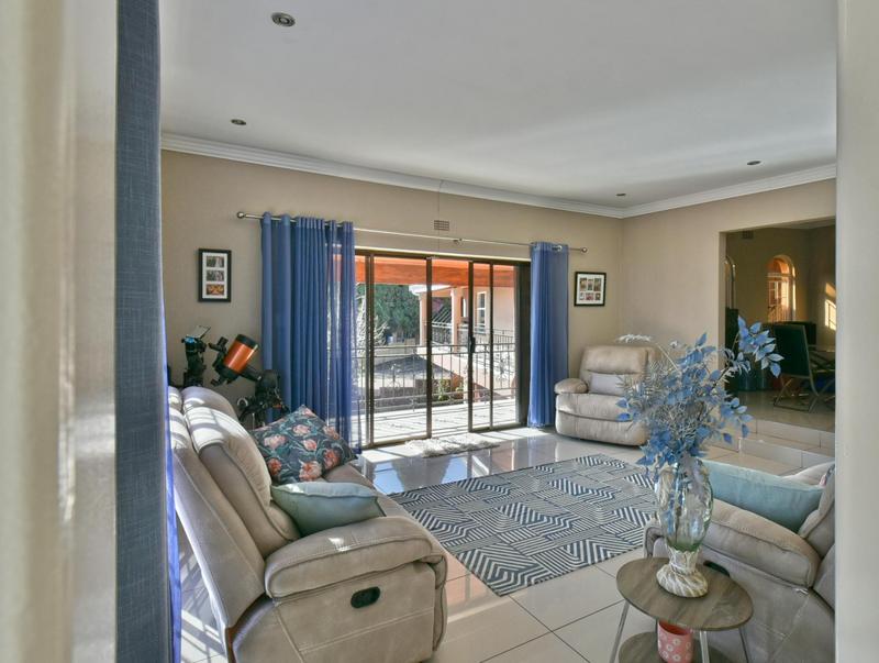 4 Bedroom Property for Sale in Mulbarton Gauteng