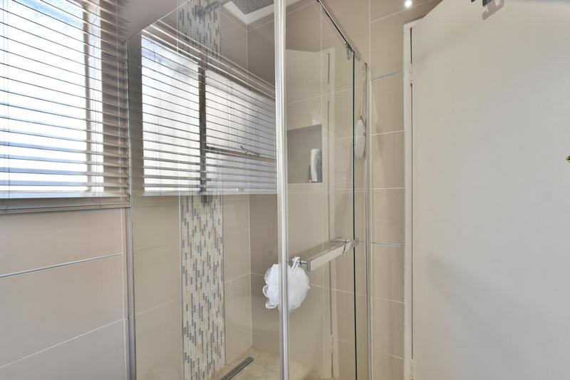 4 Bedroom Property for Sale in Mulbarton Gauteng