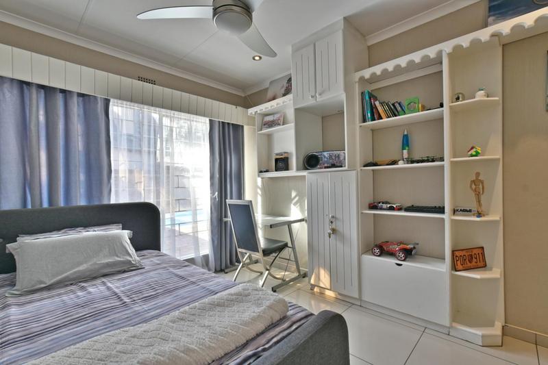 4 Bedroom Property for Sale in Mulbarton Gauteng