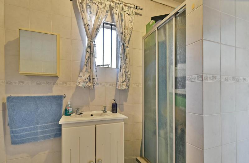 4 Bedroom Property for Sale in Mulbarton Gauteng