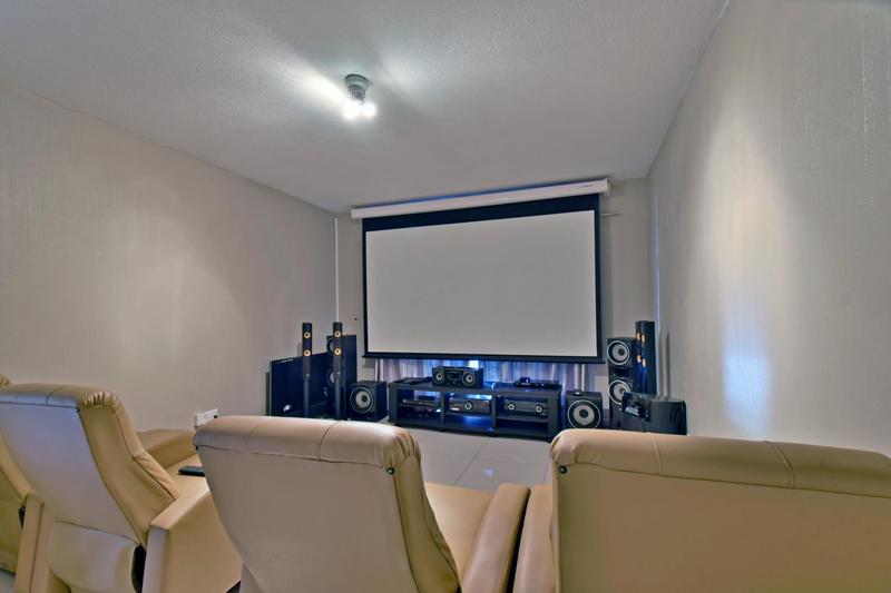 4 Bedroom Property for Sale in Mulbarton Gauteng