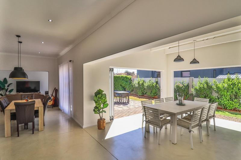 3 Bedroom Property for Sale in Midstream Ridge Gauteng