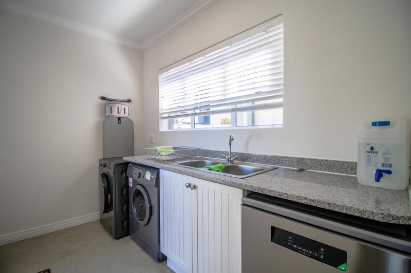 3 Bedroom Property for Sale in Midstream Ridge Gauteng