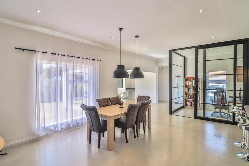 3 Bedroom Property for Sale in Midstream Ridge Gauteng