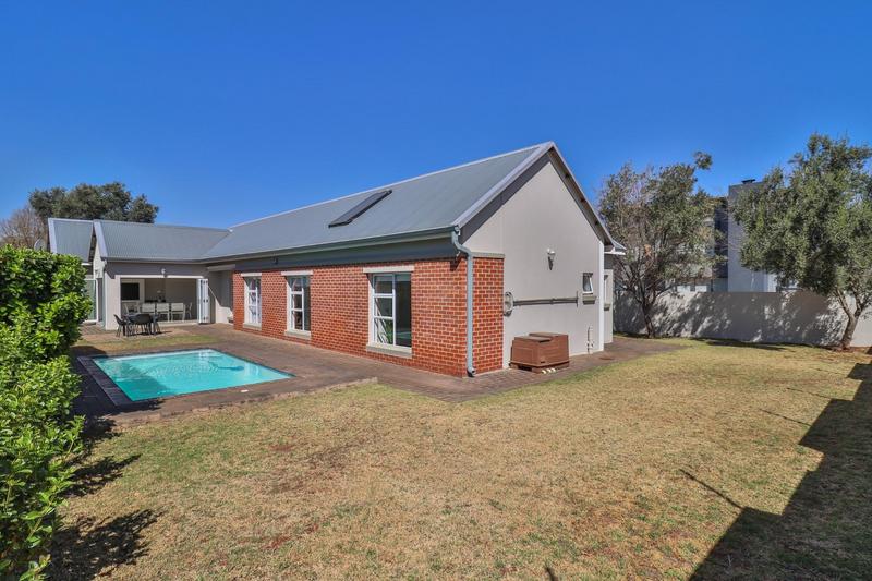 3 Bedroom Property for Sale in Midstream Ridge Gauteng