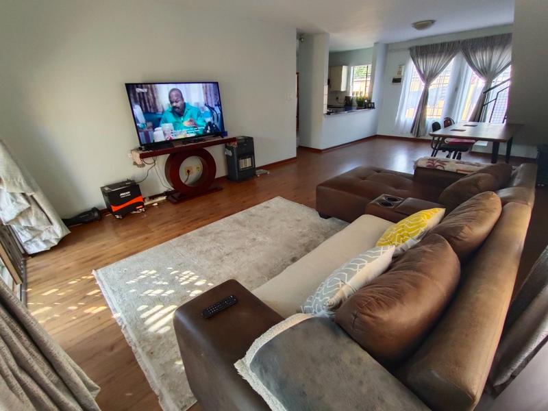 4 Bedroom Property for Sale in Theresa Park Gauteng