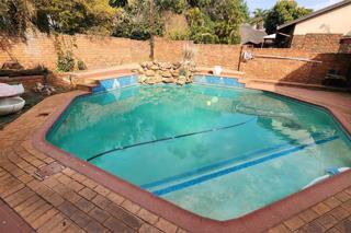 3 Bedroom Property for Sale in Theresa Park Gauteng