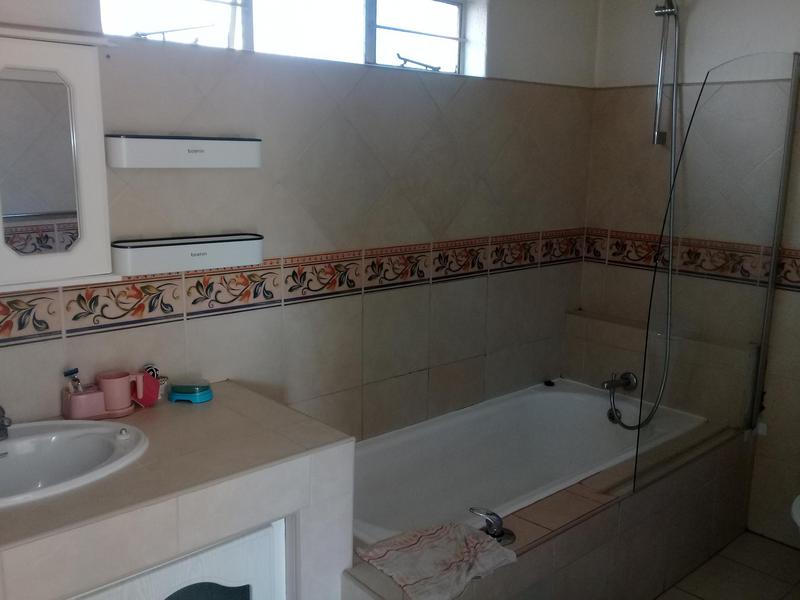 To Let 1 Bedroom Property for Rent in Rivonia Gauteng