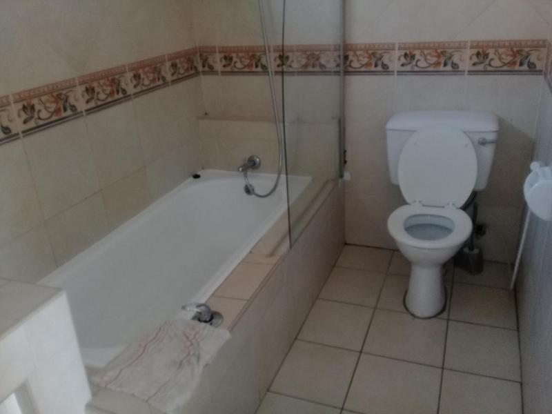To Let 1 Bedroom Property for Rent in Rivonia Gauteng