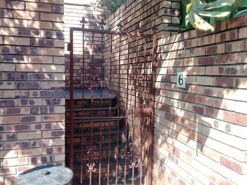 To Let 1 Bedroom Property for Rent in Rivonia Gauteng