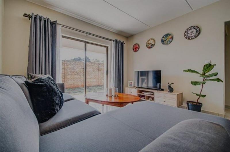 To Let 2 Bedroom Property for Rent in Pomona Gauteng