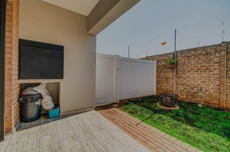 To Let 2 Bedroom Property for Rent in Pomona Gauteng