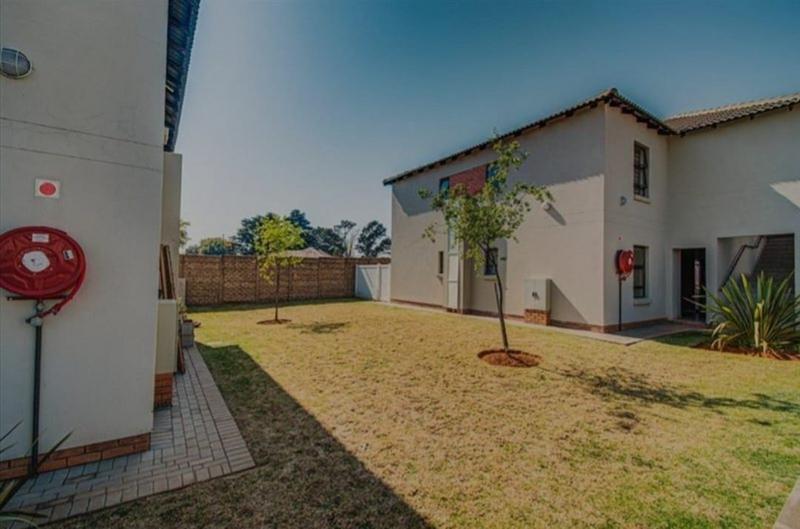 To Let 2 Bedroom Property for Rent in Pomona Gauteng