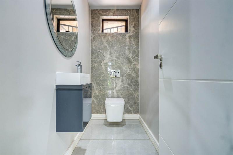 2 Bedroom Property for Sale in Houghton Estate Gauteng