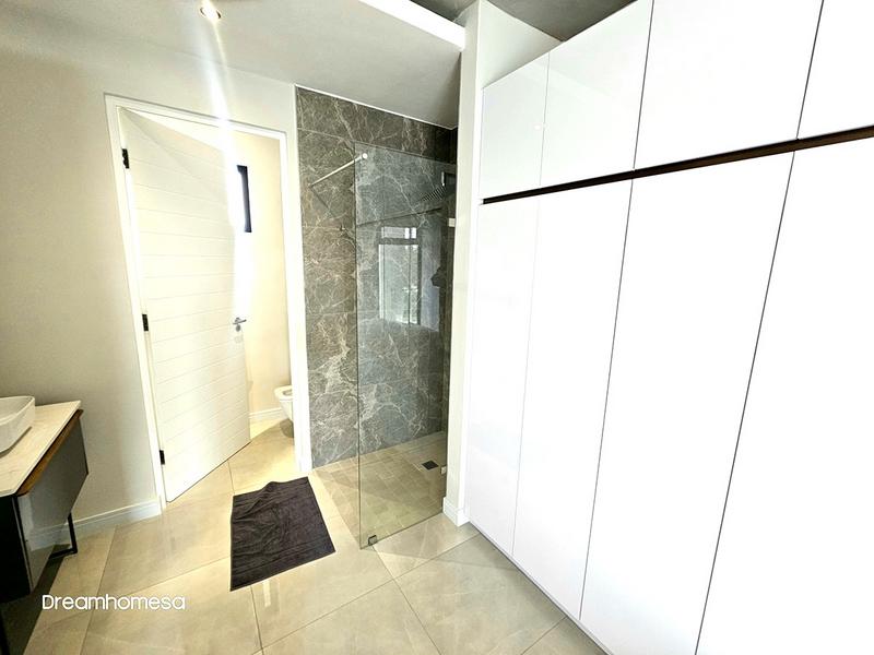 2 Bedroom Property for Sale in Houghton Estate Gauteng