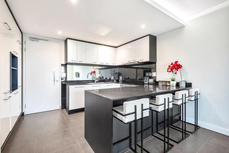 1 Bedroom Property for Sale in Rosebank Gauteng