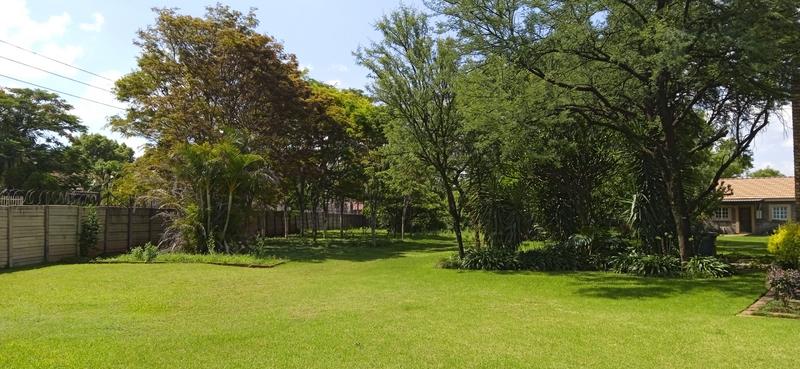 9 Bedroom Property for Sale in Heatherdale AH Gauteng