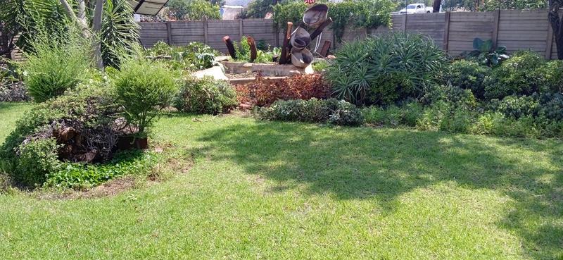 9 Bedroom Property for Sale in Heatherdale AH Gauteng