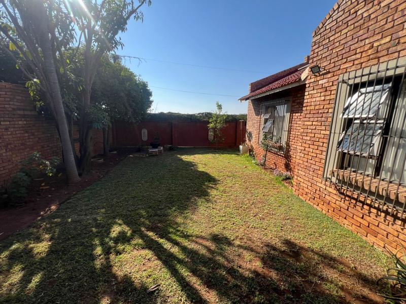 3 Bedroom Property for Sale in Karenpark Gauteng
