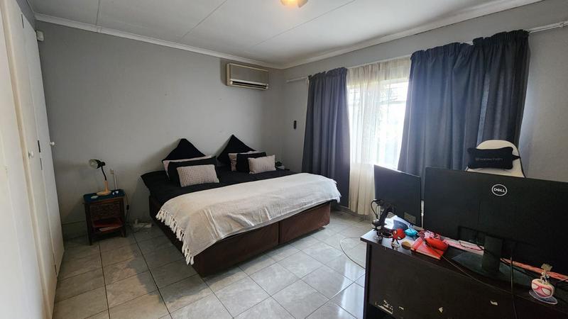 3 Bedroom Property for Sale in Theresa Park Gauteng