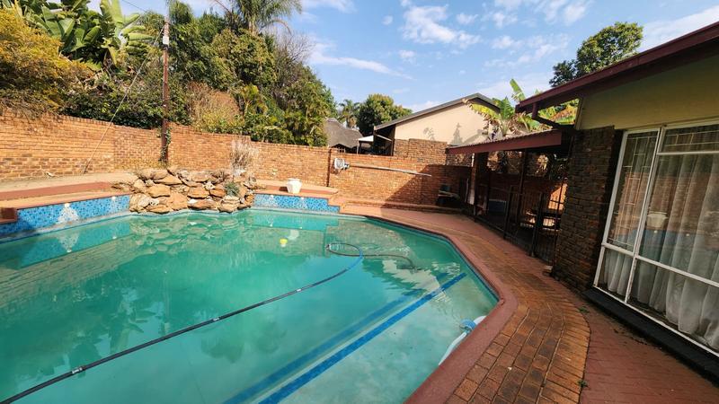 3 Bedroom Property for Sale in Theresa Park Gauteng