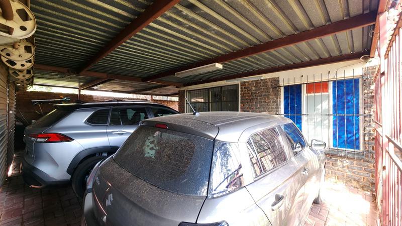 3 Bedroom Property for Sale in Theresa Park Gauteng