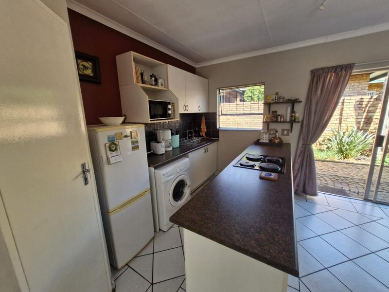 3 Bedroom Property for Sale in Annlin Gauteng
