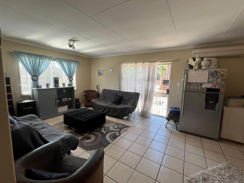 3 Bedroom Property for Sale in Florauna Gauteng