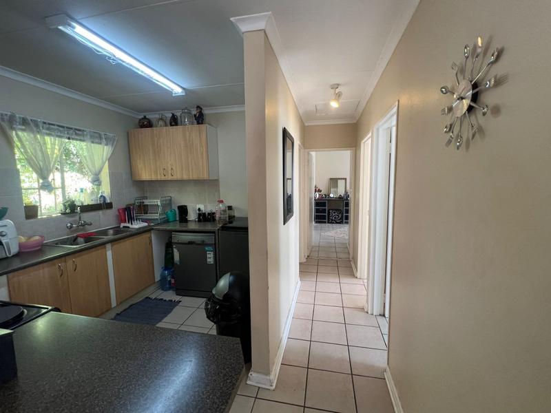 3 Bedroom Property for Sale in Florauna Gauteng