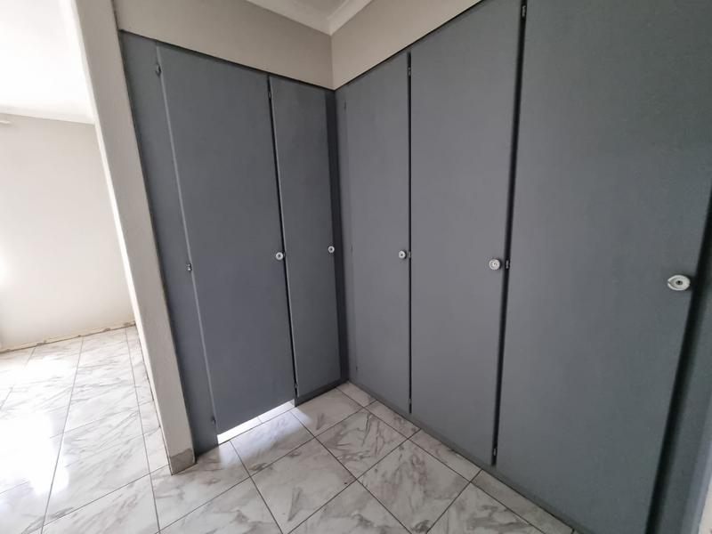 3 Bedroom Property for Sale in Brackendowns Gauteng