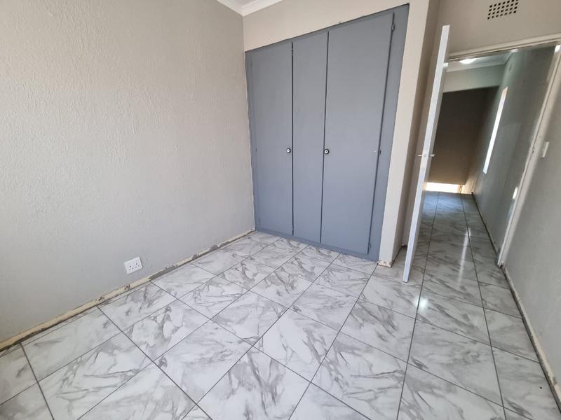 3 Bedroom Property for Sale in Brackendowns Gauteng