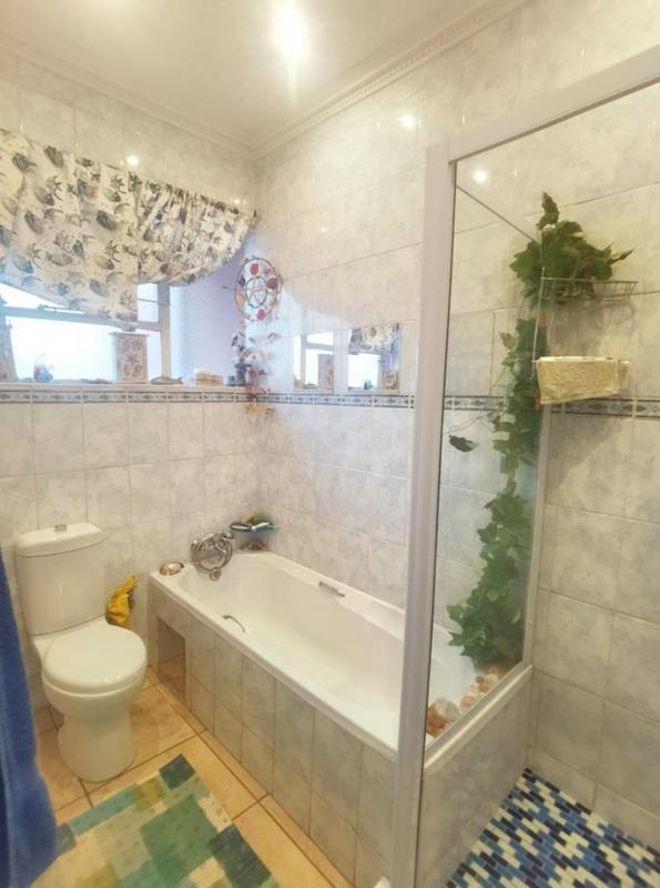 2 Bedroom Property for Sale in Brackenhurst Gauteng