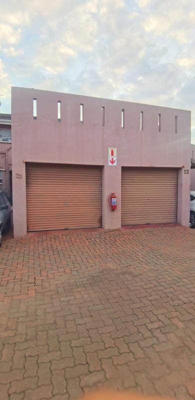 2 Bedroom Property for Sale in Brackenhurst Gauteng