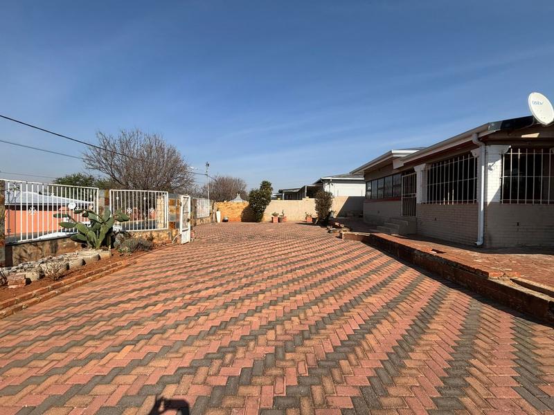 3 Bedroom Property for Sale in Florida Gauteng