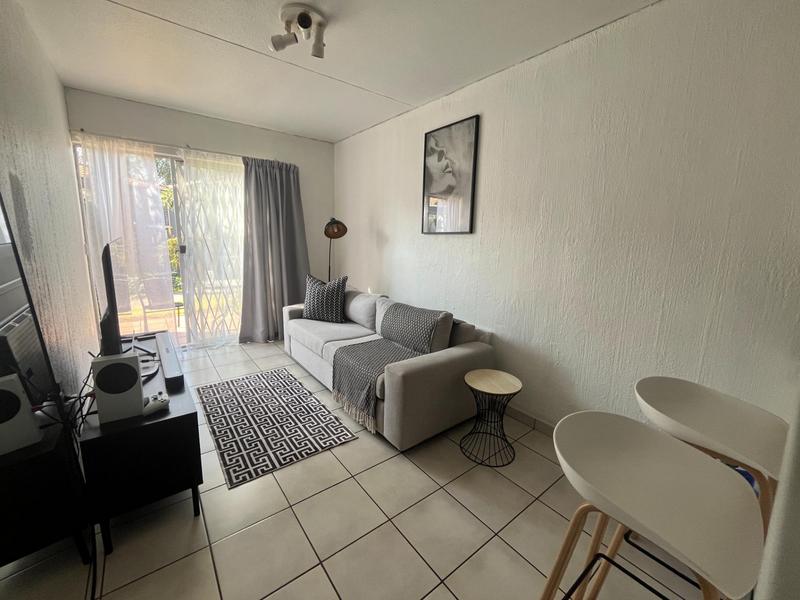 1 Bedroom Property for Sale in Radiokop Gauteng