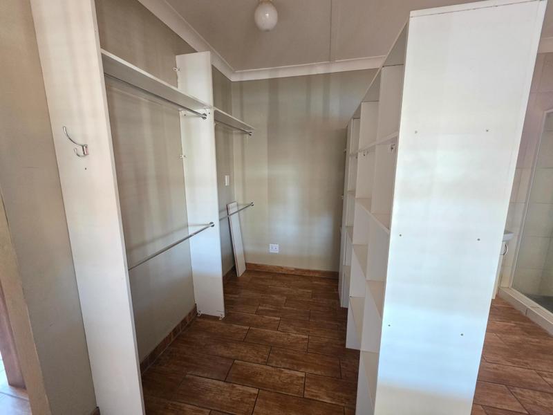 To Let 3 Bedroom Property for Rent in Rothdene Gauteng